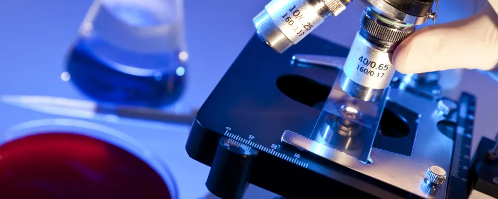 Kính hiển vi – Microscope